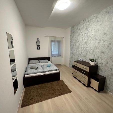 Arviz Apartman سيغيد المظهر الخارجي الصورة